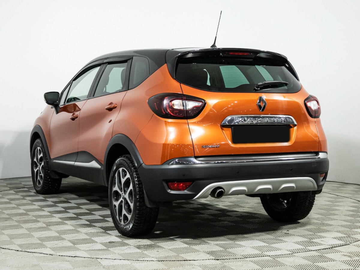 Renault Kaptur с пробегом — 2016 год. Фото: #5