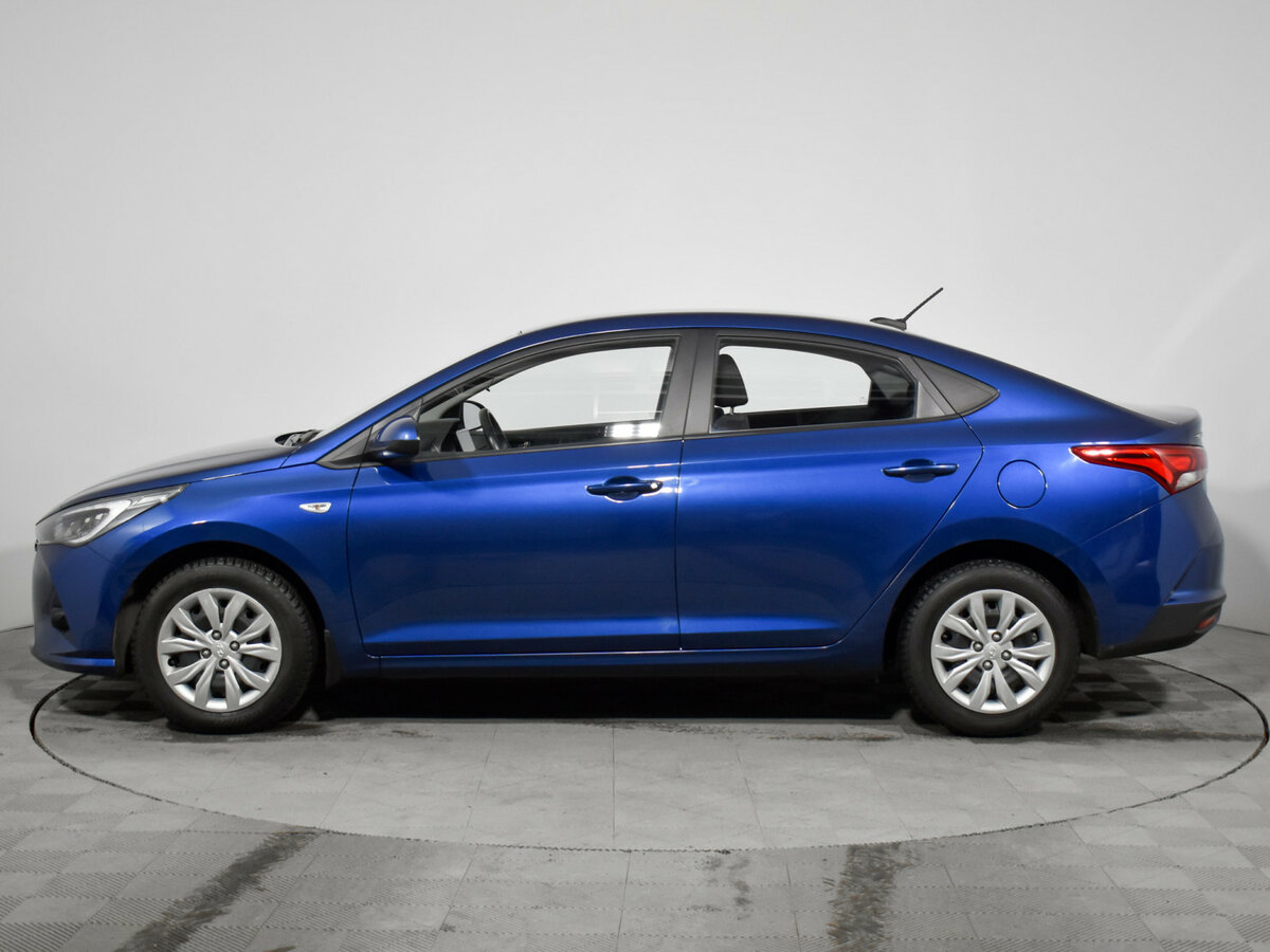 Hyundai Solaris с пробегом — 2022 год. Фото: #7