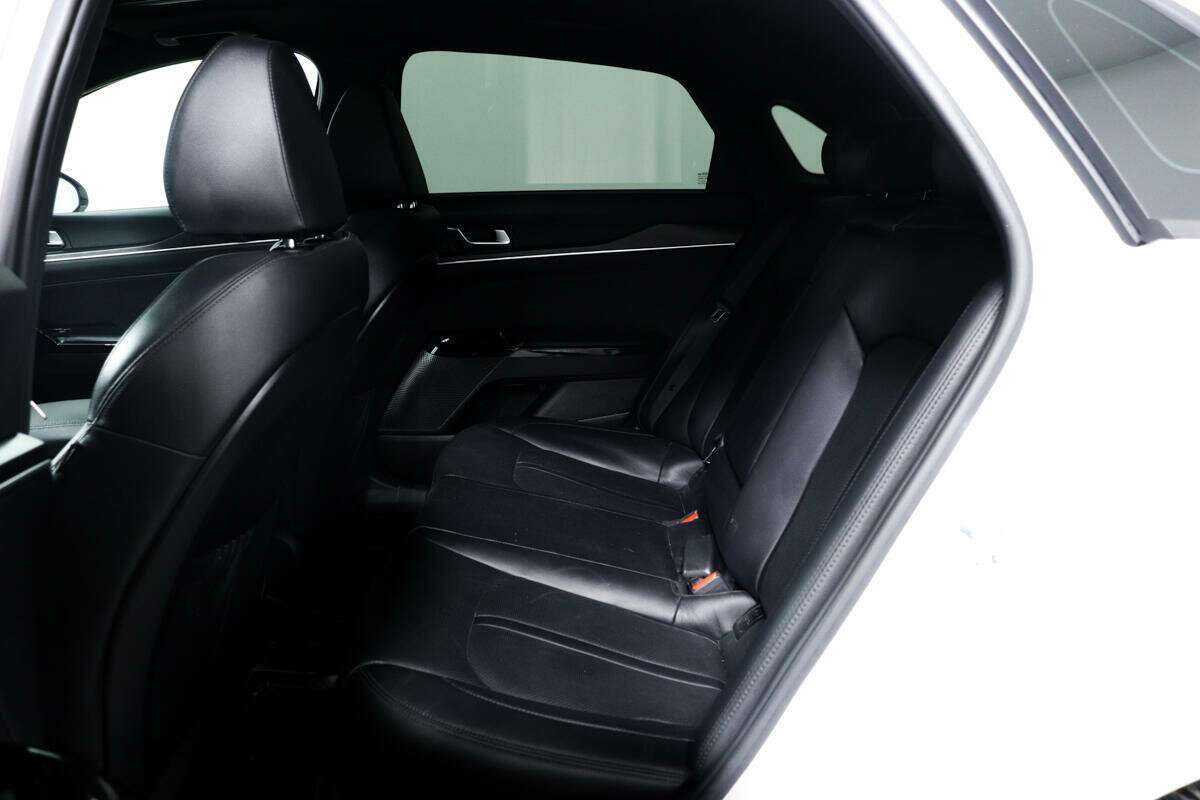 Kia K5 с пробегом — 2020 год. Фото: #11