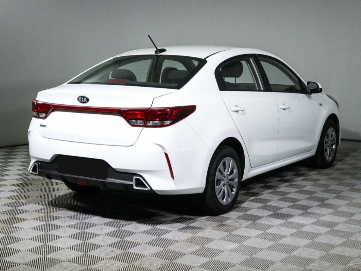 Kia Rio с пробегом — 2021 год. Фото: #4