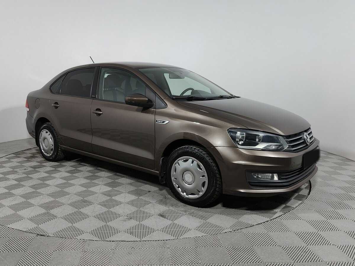 Volkswagen Polo с пробегом — 2016 год. Фото: #2