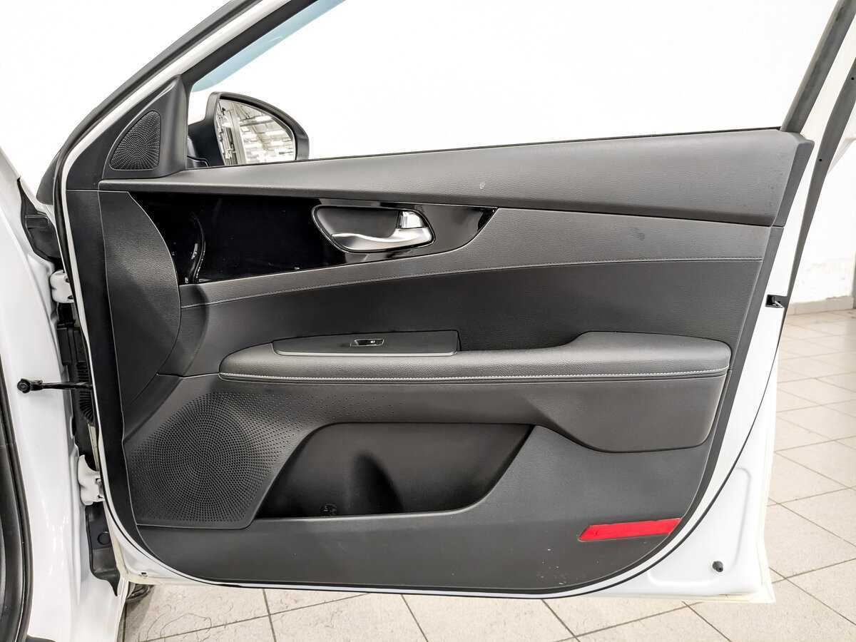 Kia Cerato с пробегом — 2019 год. Фото: #21