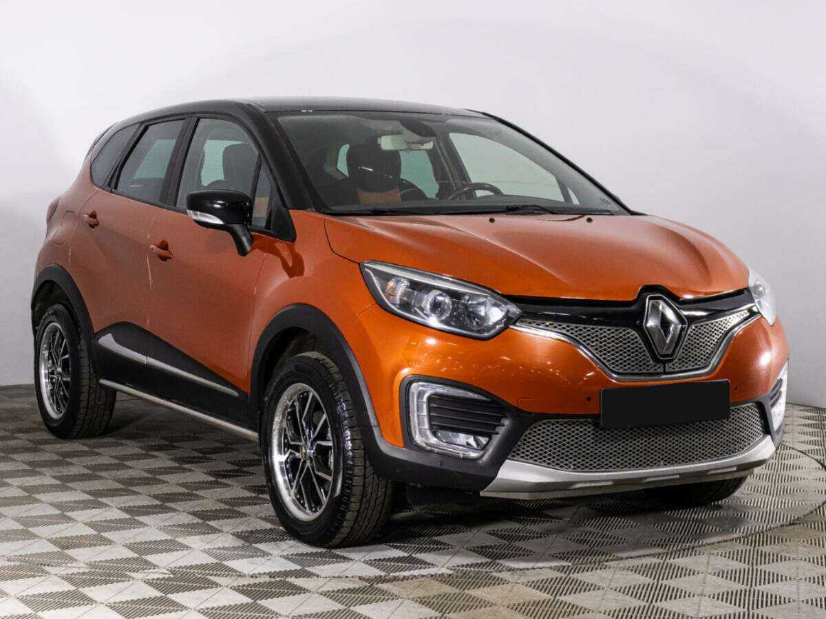 Renault Kaptur с пробегом — 2016 год. Фото: #2
