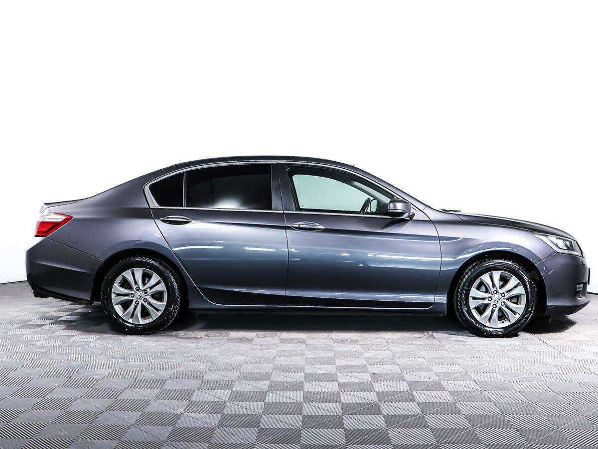 Honda Accord с пробегом — 2013 год. Фото: #2