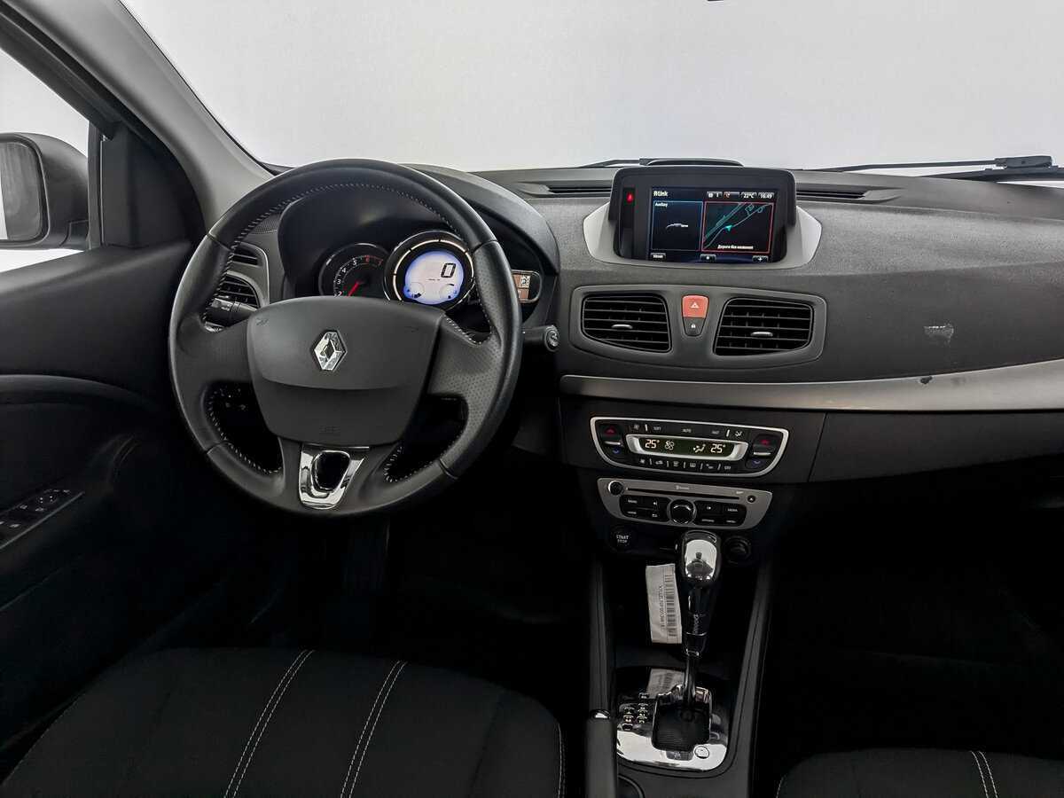 Renault Fluence с пробегом — 2013 год. Фото: #24