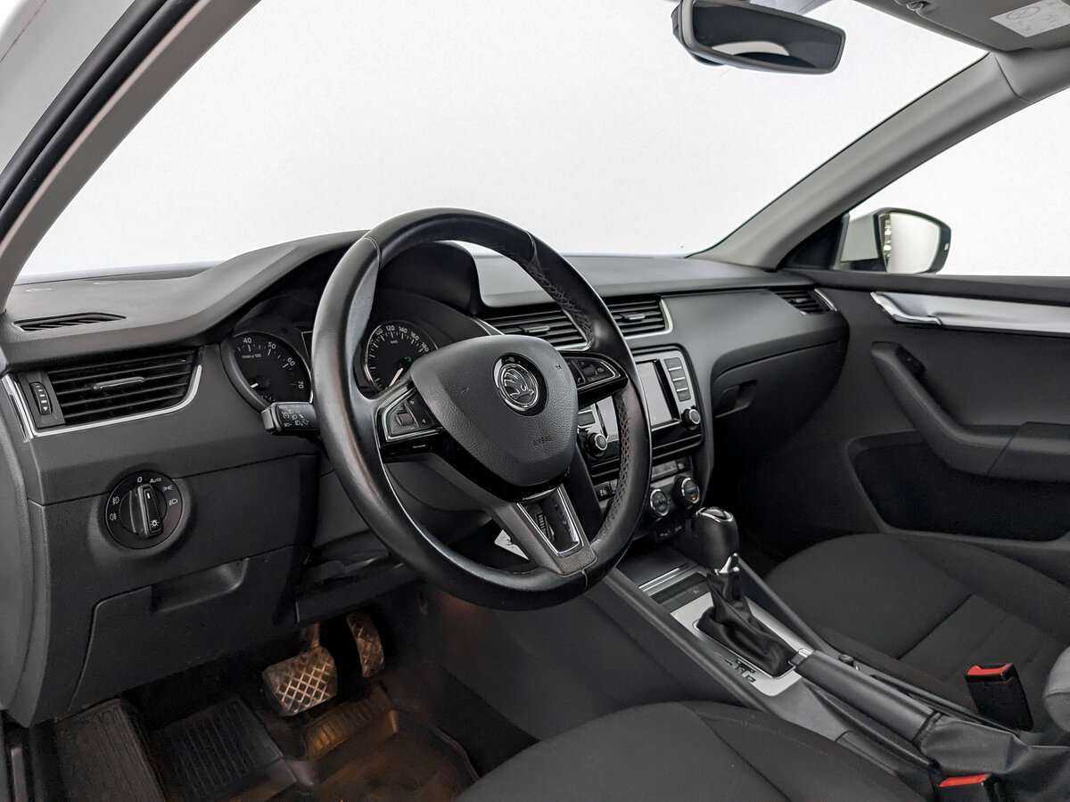 Skoda Octavia с пробегом — 2016 год. Фото: #12