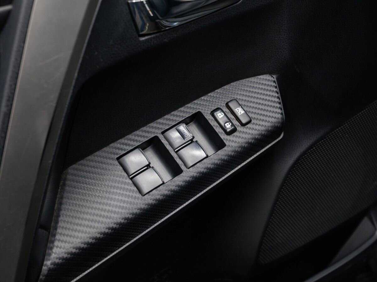 Toyota RAV4 с пробегом — 2013 год. Фото: #12