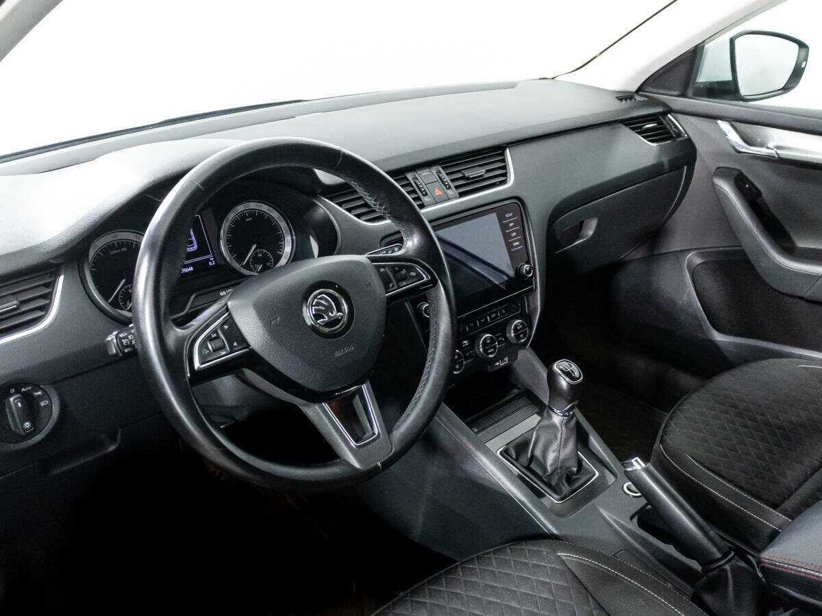 Skoda Octavia с пробегом — 2018 год. Фото: #10