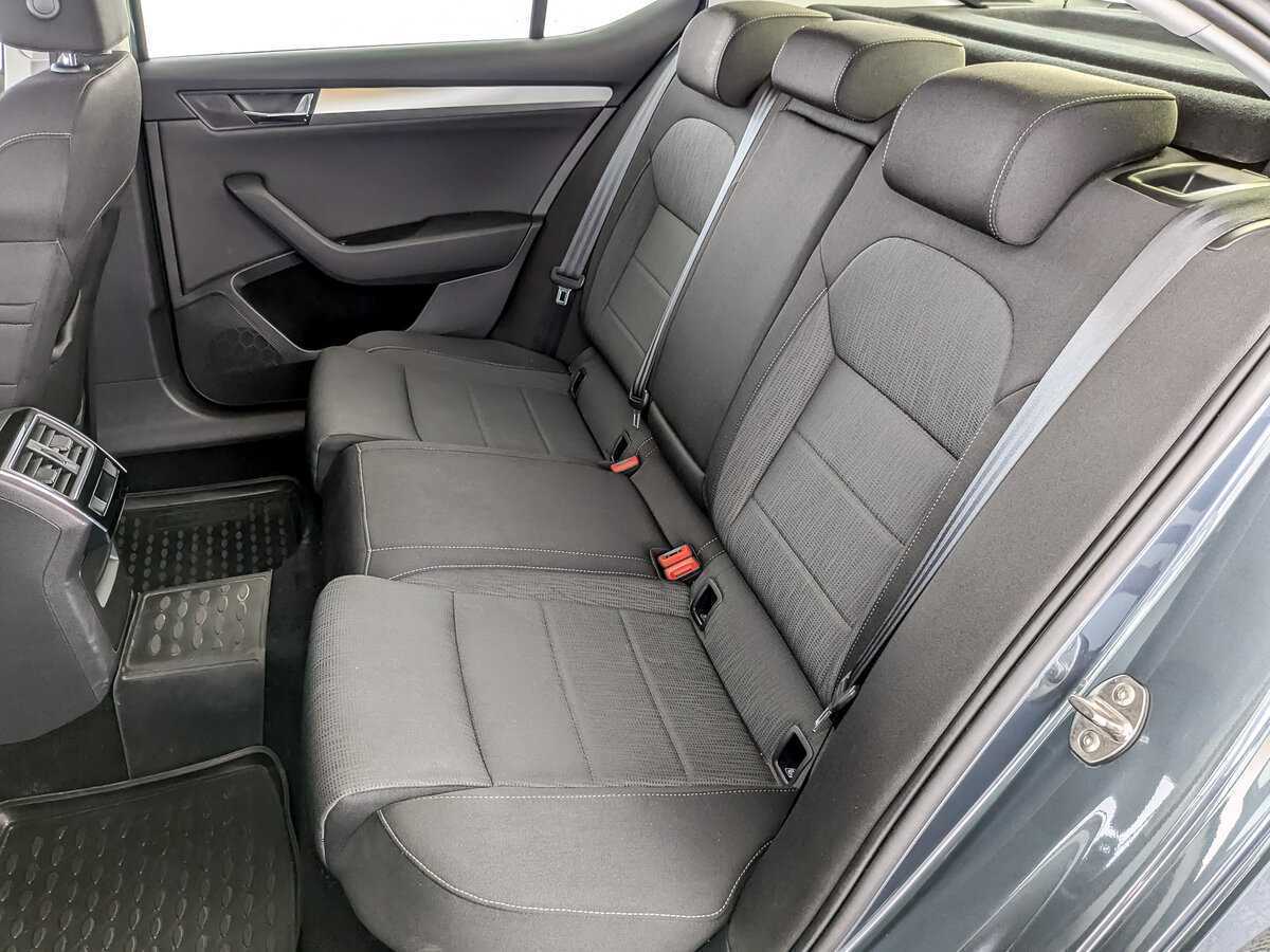 Skoda Superb с пробегом — 2018 год. Фото: #11