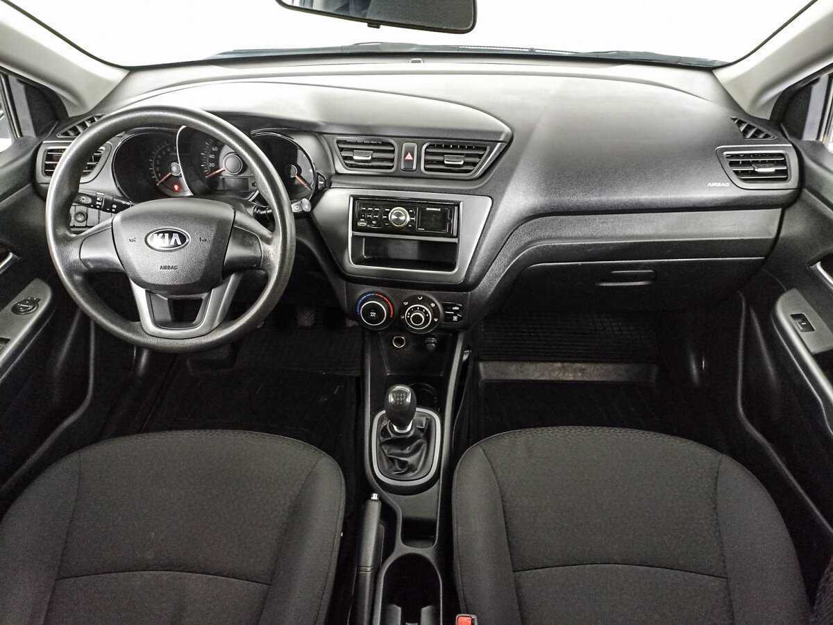 Kia Rio с пробегом — 2014 год. Фото: #11