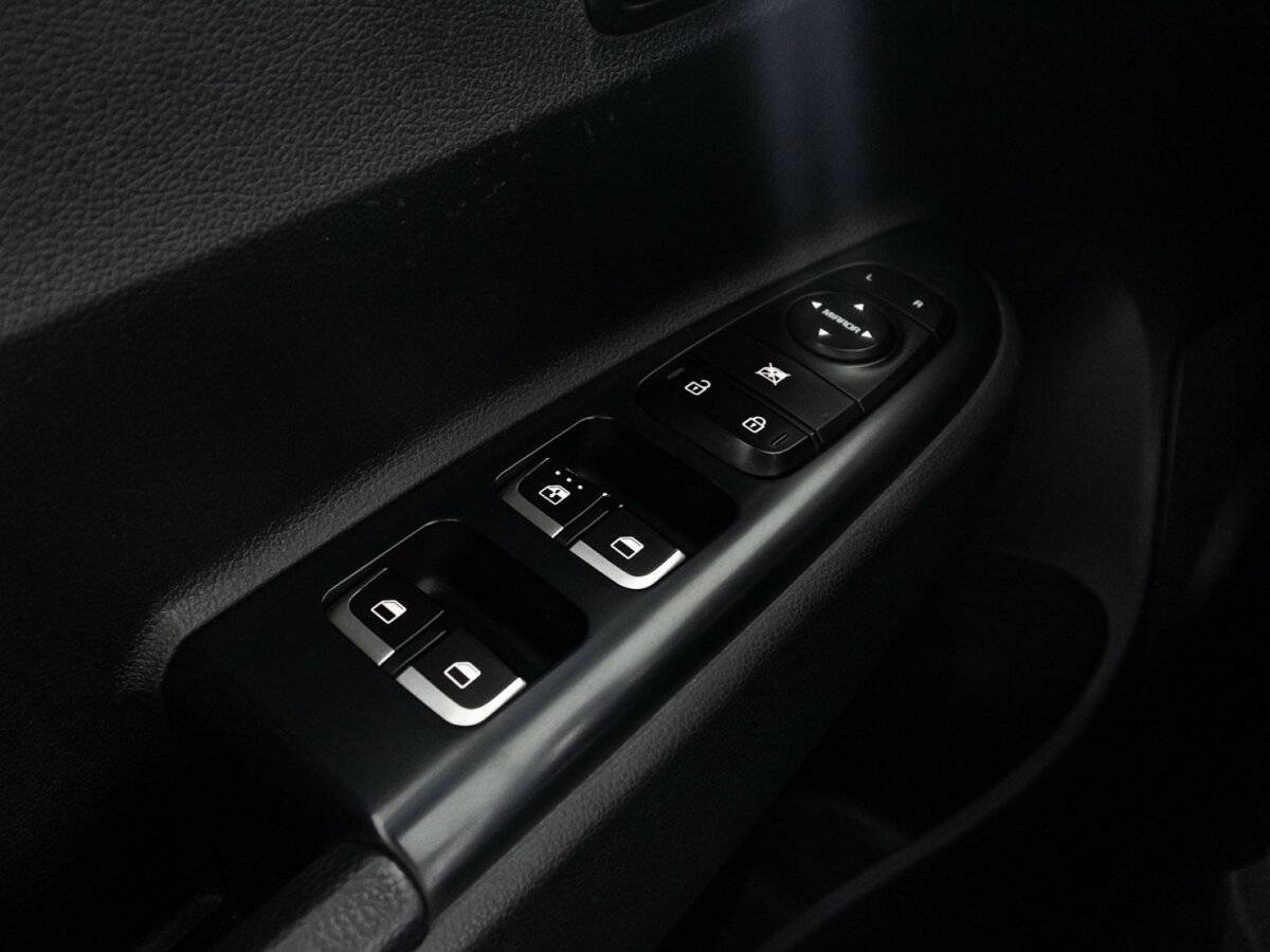 Kia Rio с пробегом — 2020 год. Фото: #19