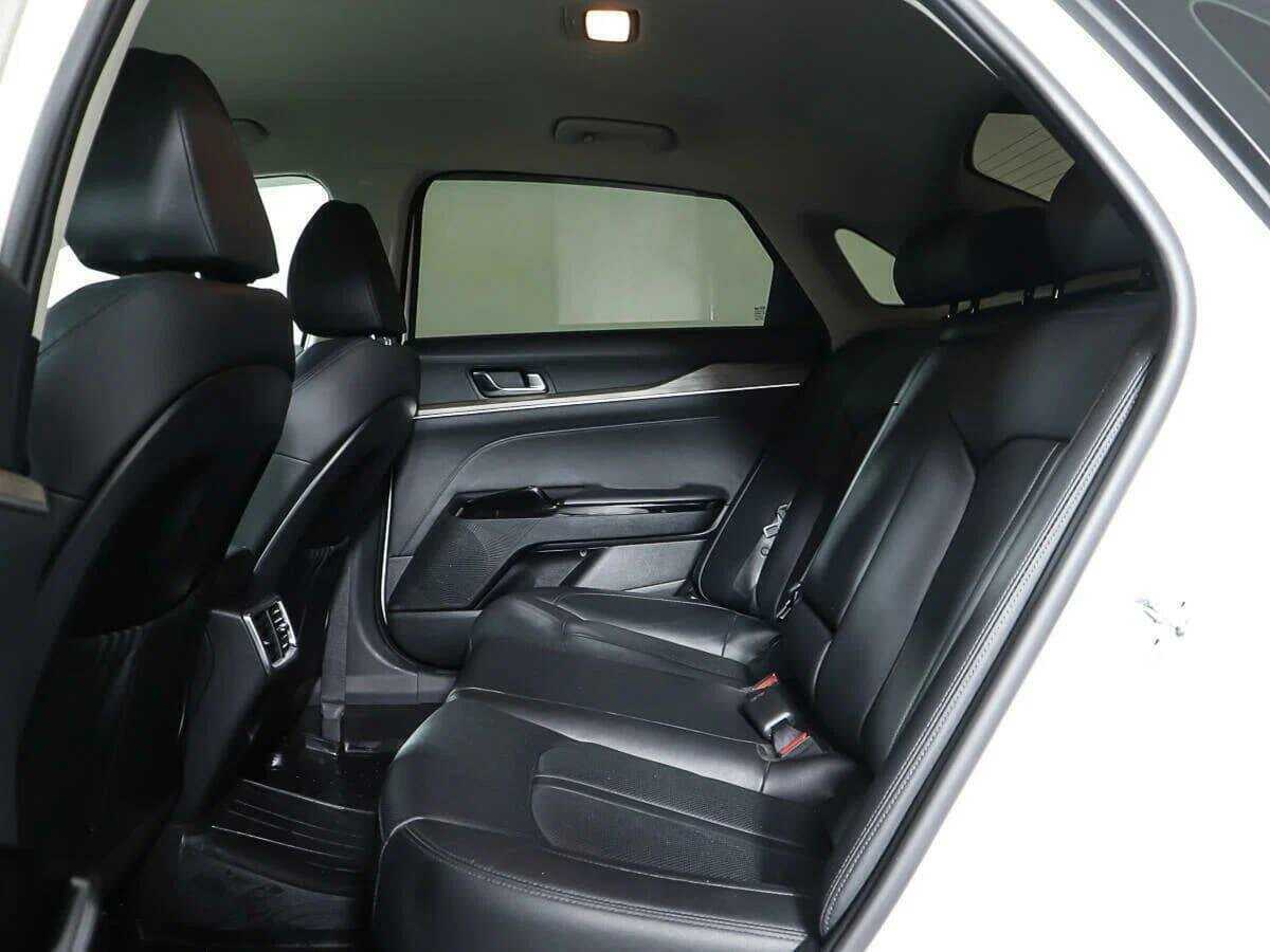 Kia K5 с пробегом — 2020 год. Фото: #11