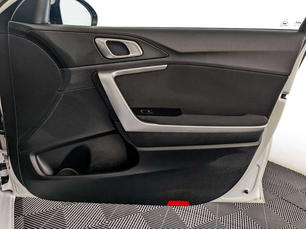 Kia Ceed с пробегом — 2022 год. Фото: #20