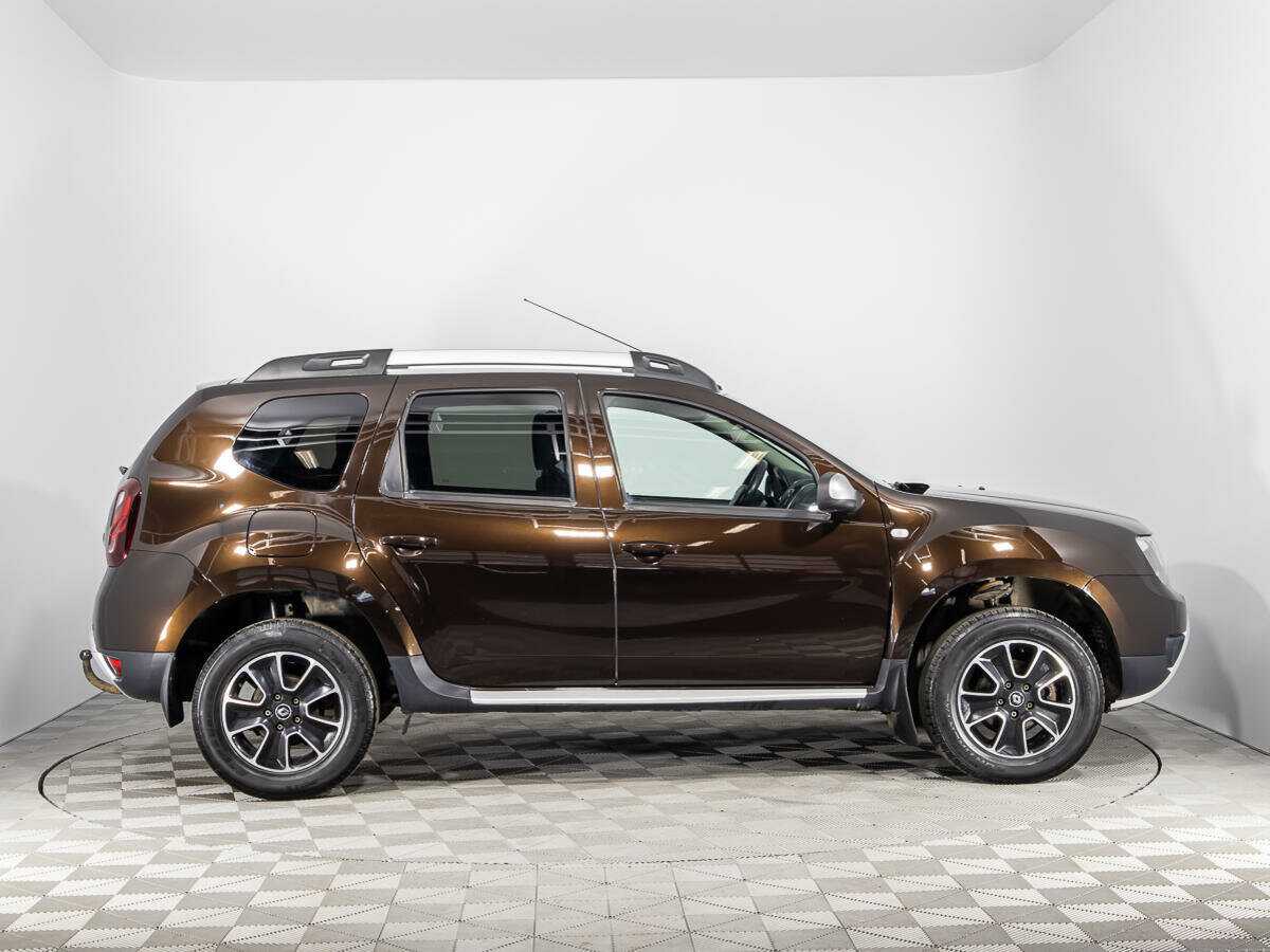 Renault Duster с пробегом — 2017 год. Фото: #3