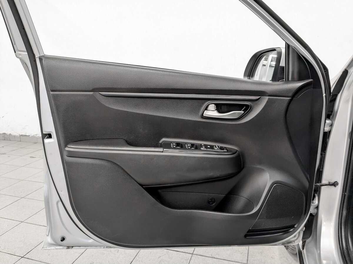Kia Rio с пробегом — 2020 год. Фото: #16