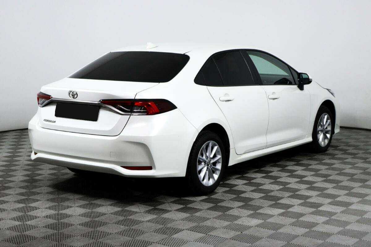 Toyota Corolla с пробегом — 2021 год. Фото: #4