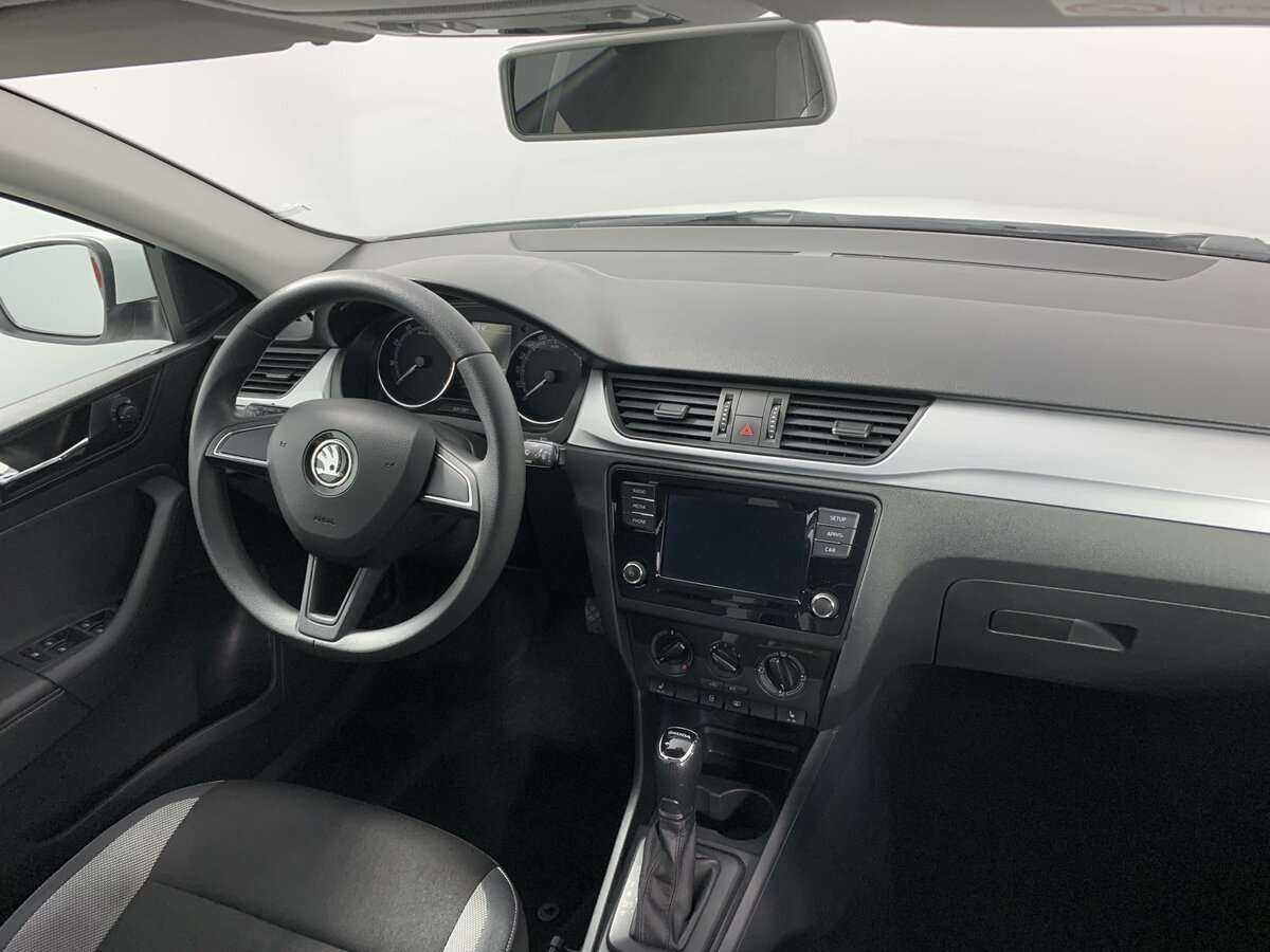 Skoda Rapid с пробегом — 2019 год. Фото: #7