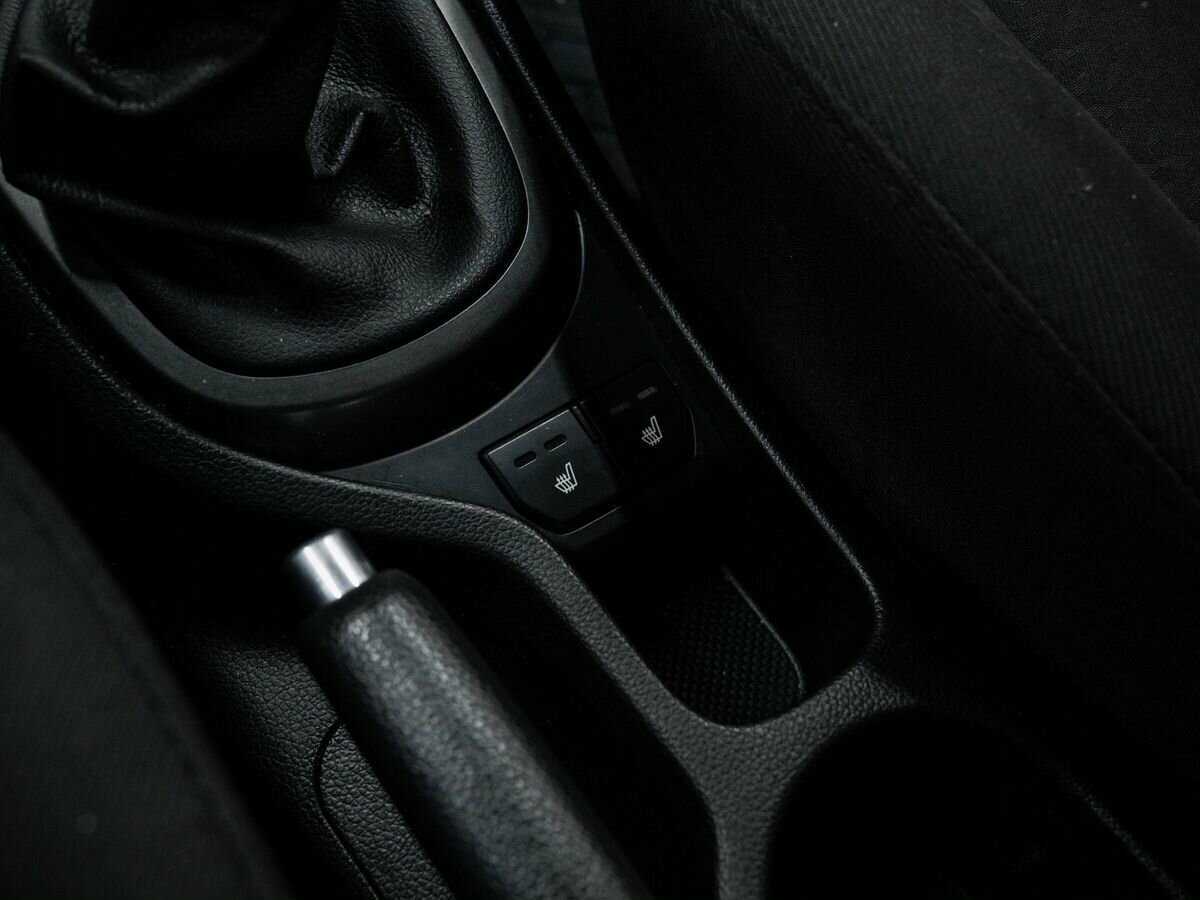 Kia Rio с пробегом — 2016 год. Фото: #17