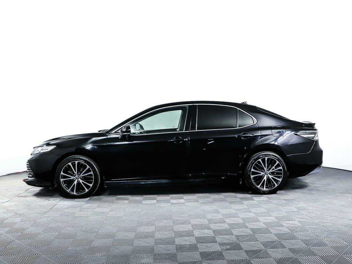 Toyota Camry с пробегом — 2020 год. Фото: #7