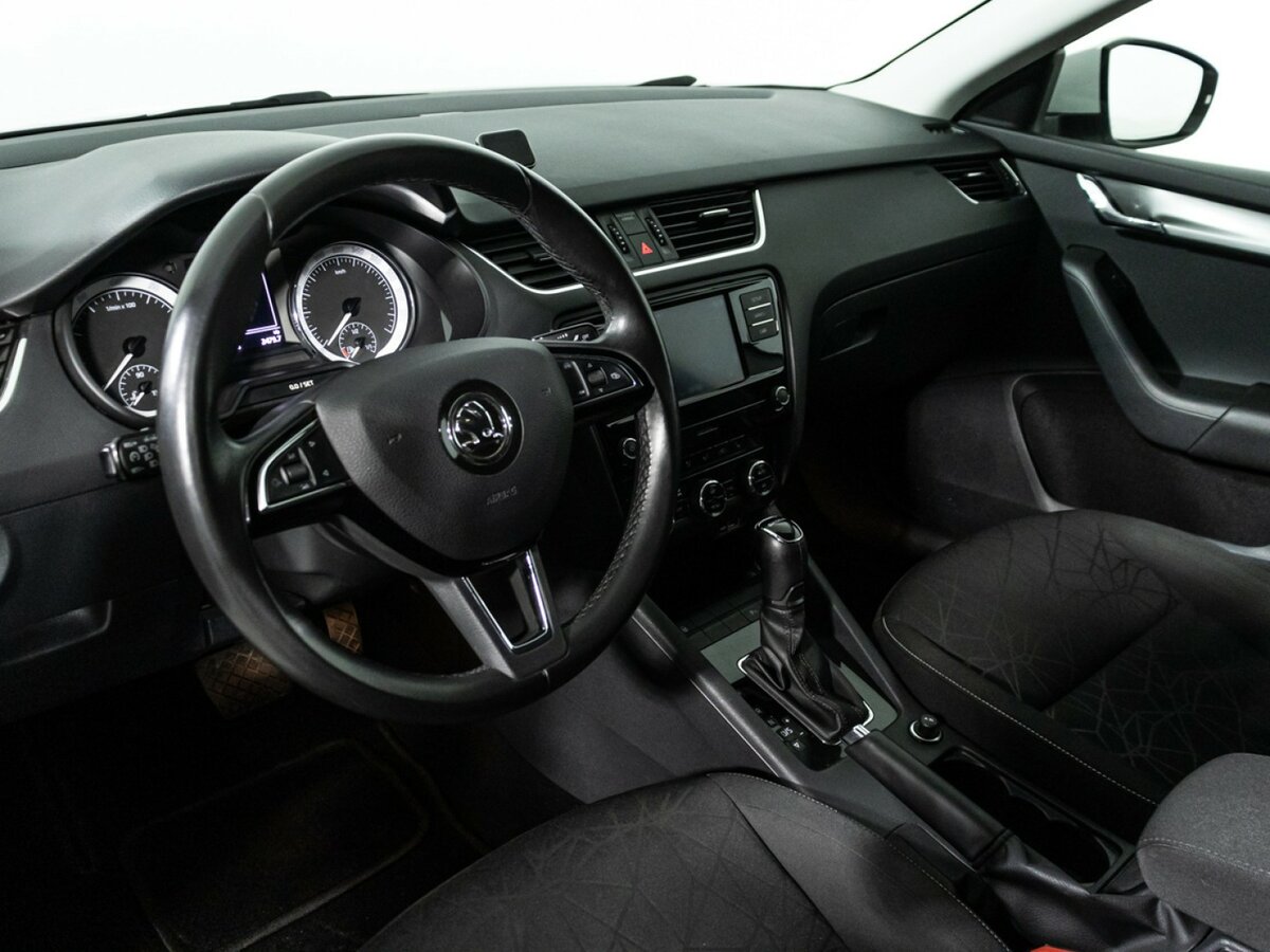 Skoda Octavia с пробегом — 2019 год. Фото: #10