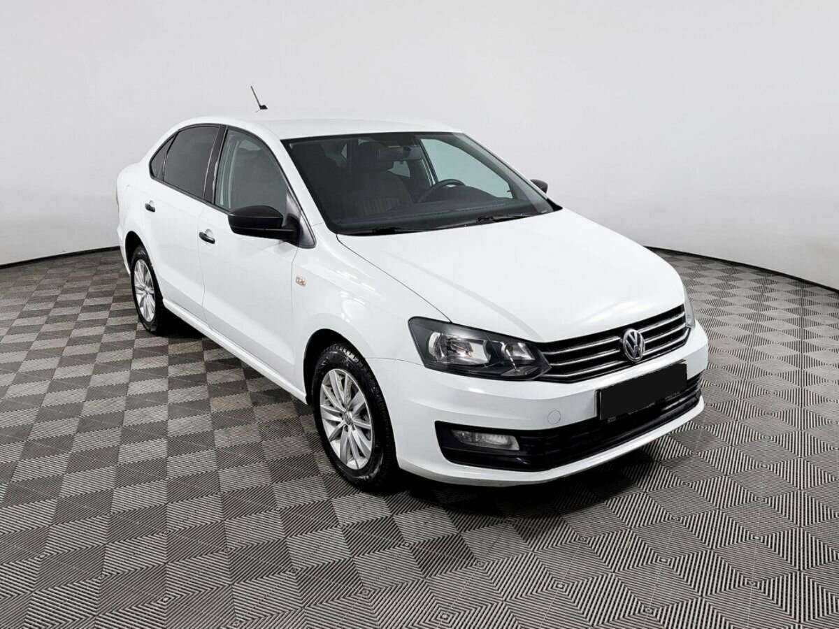 Volkswagen Polo с пробегом — 2019 год. Фото: #2