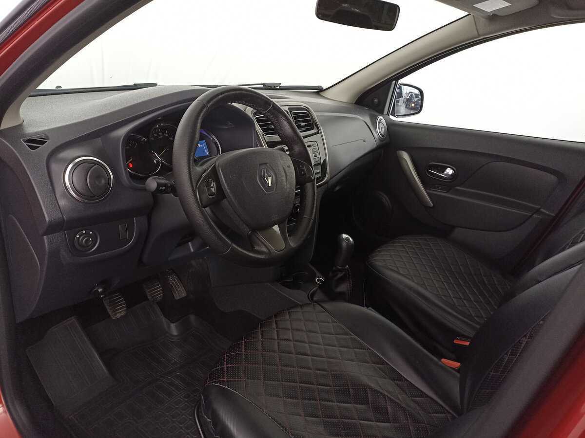 Renault Logan с пробегом — 2015 год. Фото: #14