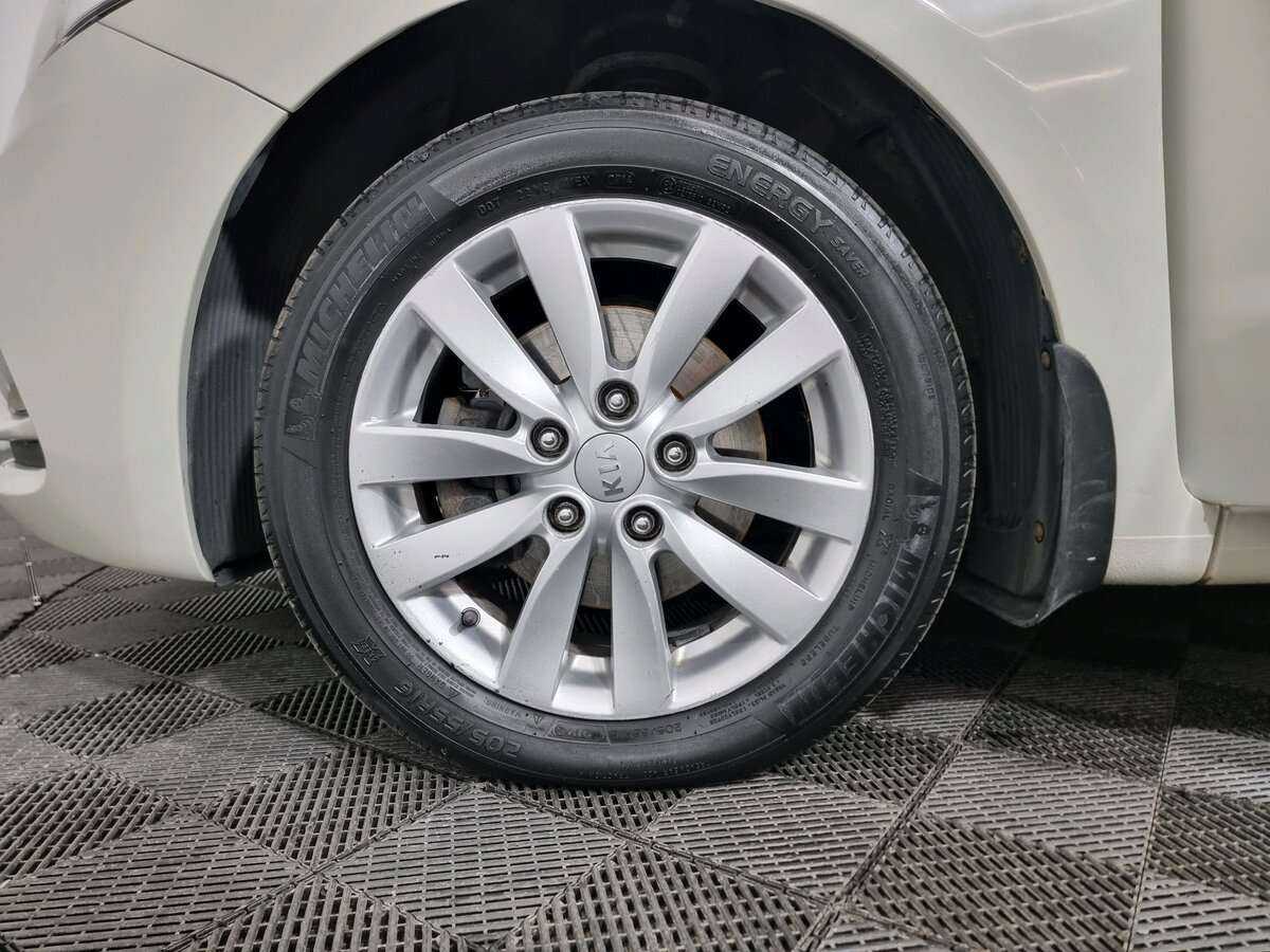 Kia Cerato с пробегом — 2014 год. Фото: #17