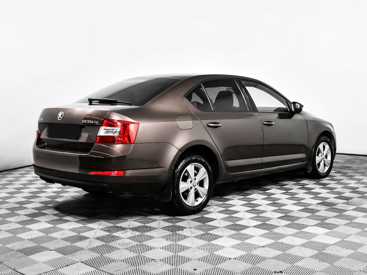 Skoda Octavia с пробегом — 2014 год. Фото: #3