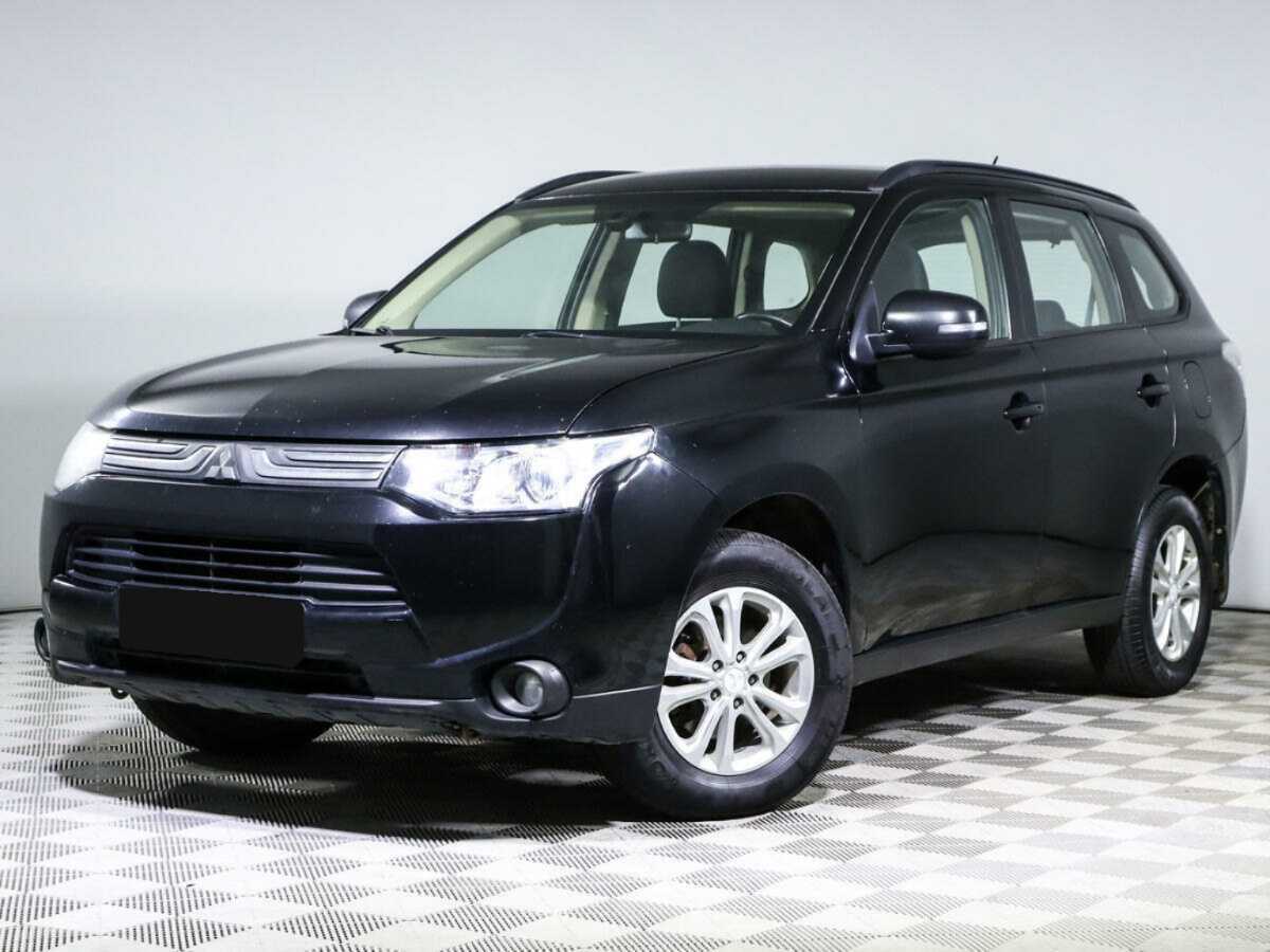 Mitsubishi Outlander с пробегом — 2013 год. Фото: #0