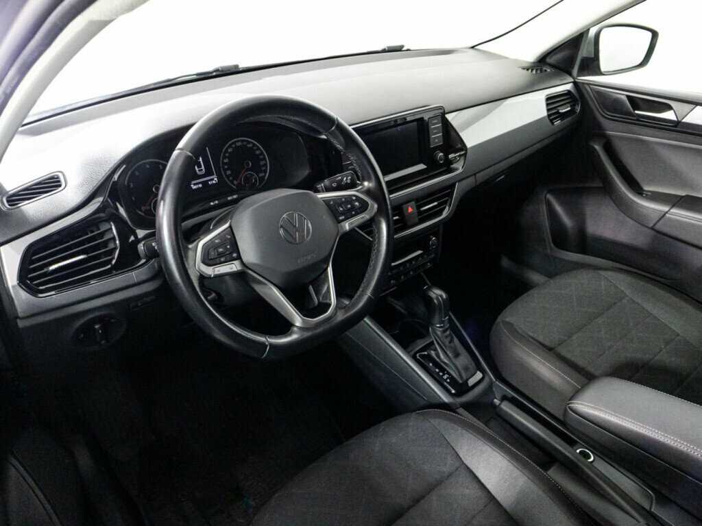 Volkswagen Polo с пробегом — 2020 год. Фото: #10