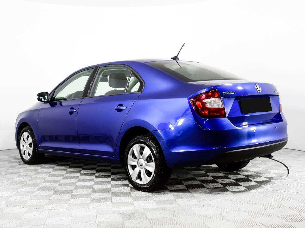 Skoda Rapid с пробегом — 2018 год. Фото: #6
