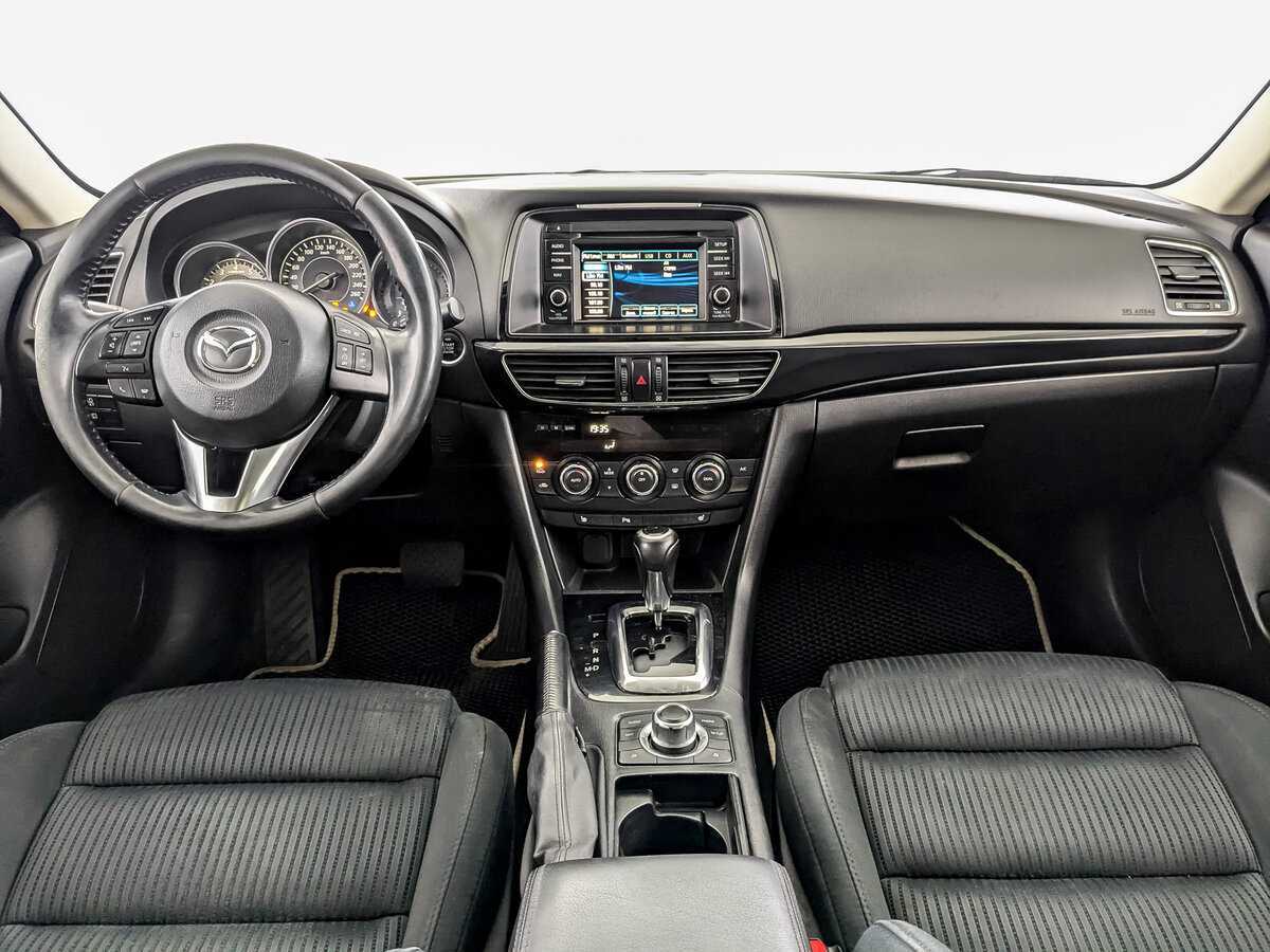 Mazda 6 с пробегом — 2014 год. Фото: #13