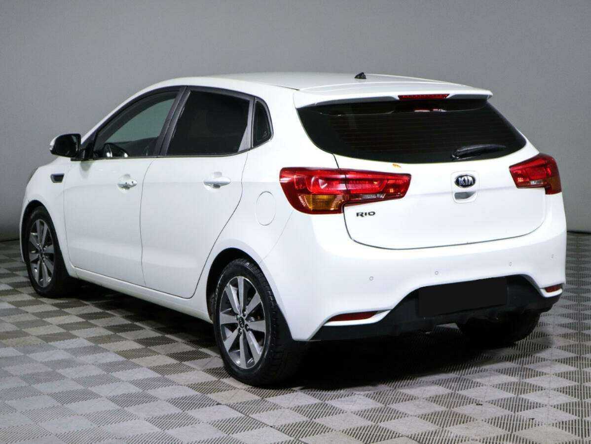 Kia Rio с пробегом — 2016 год. Фото: #4