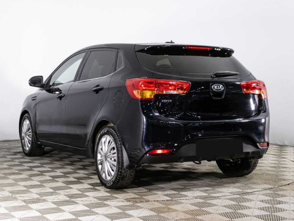 Kia Rio с пробегом — 2017 год. Фото: #6