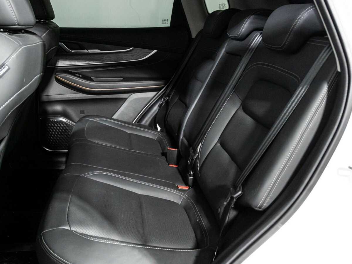 EXEED LX с пробегом — 2022 год. Фото: #9