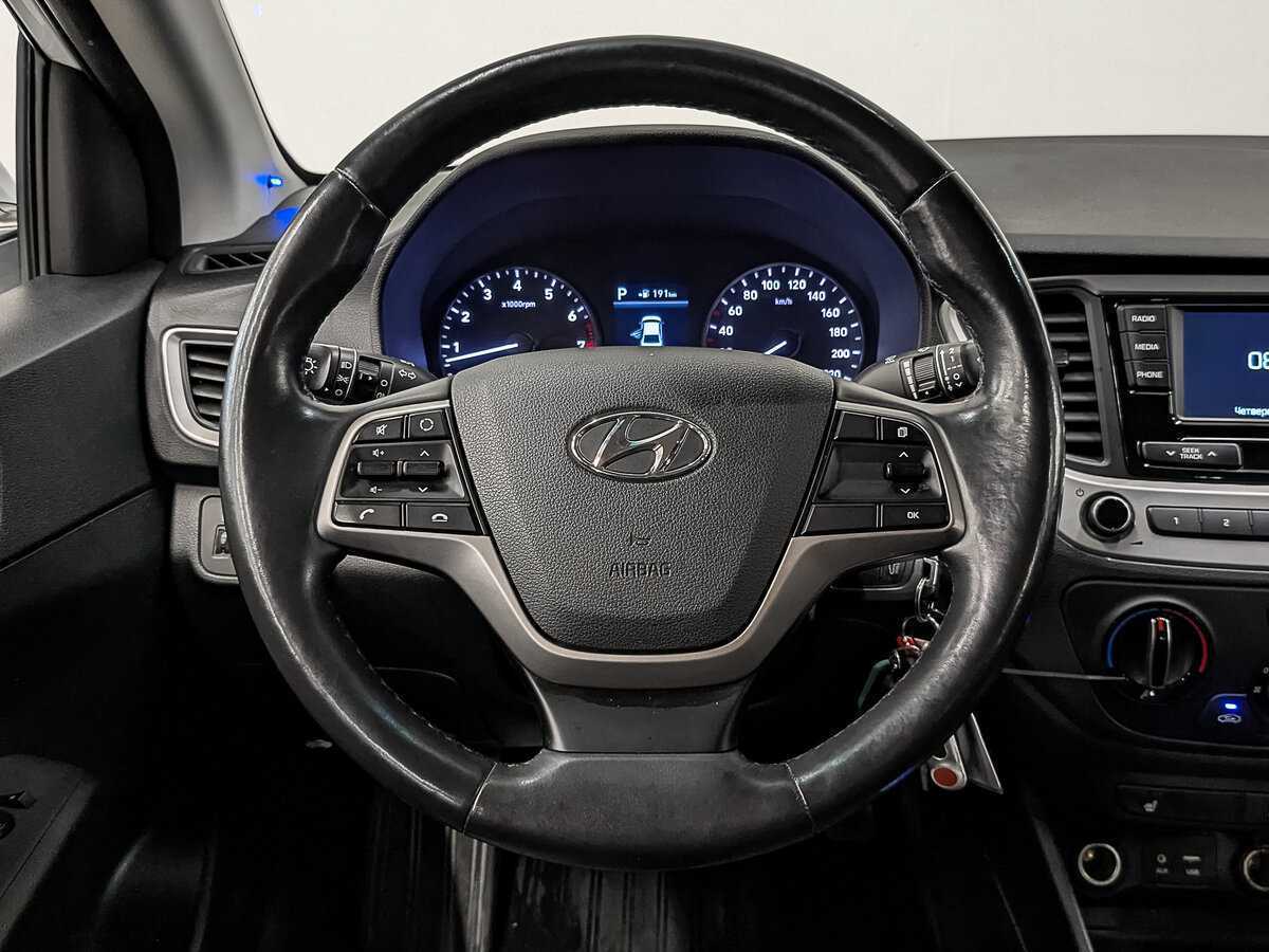 Hyundai Solaris с пробегом — 2017 год. Фото: #20