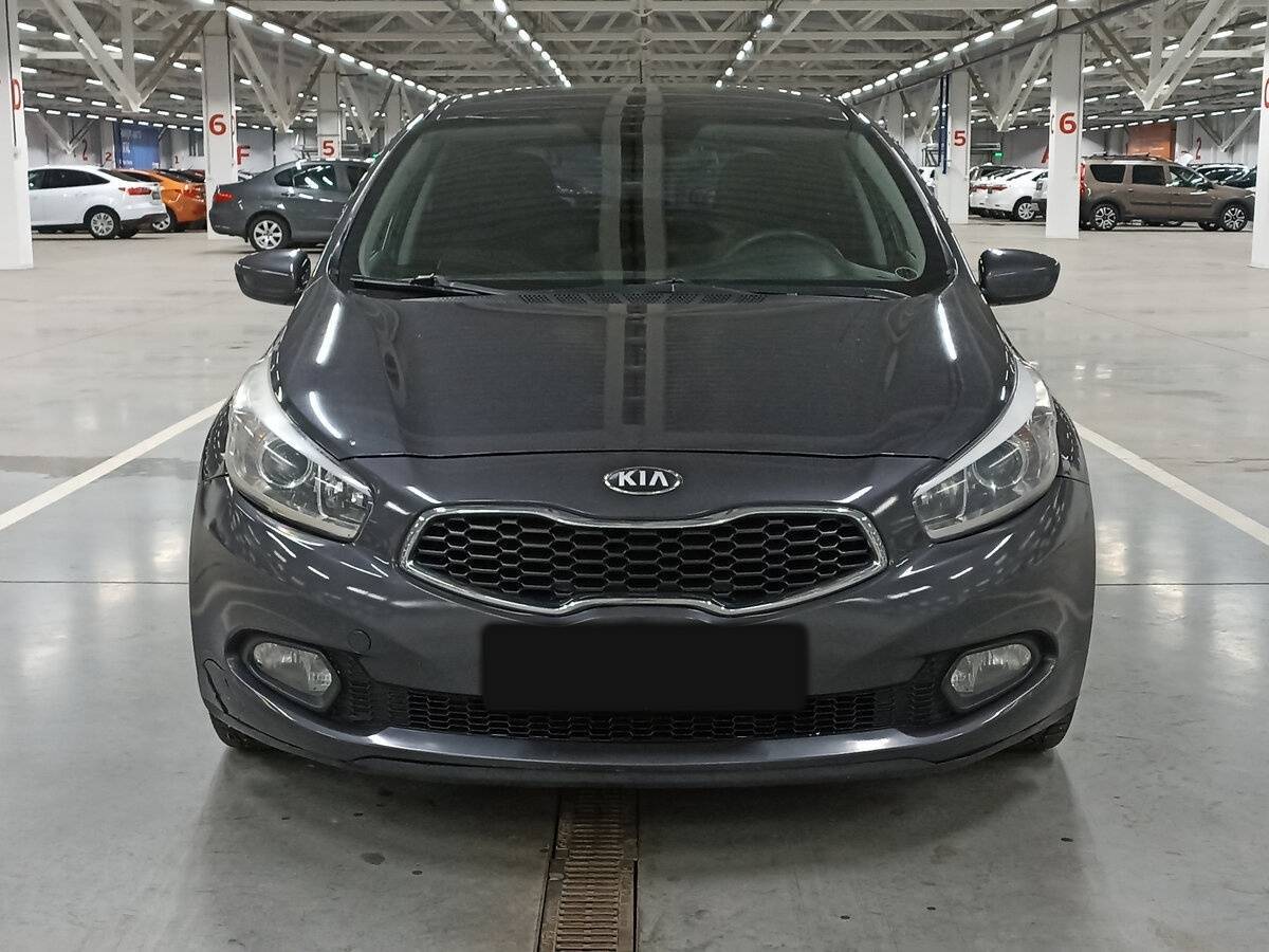 Kia Ceed с пробегом — 2012 год. Фото: #1