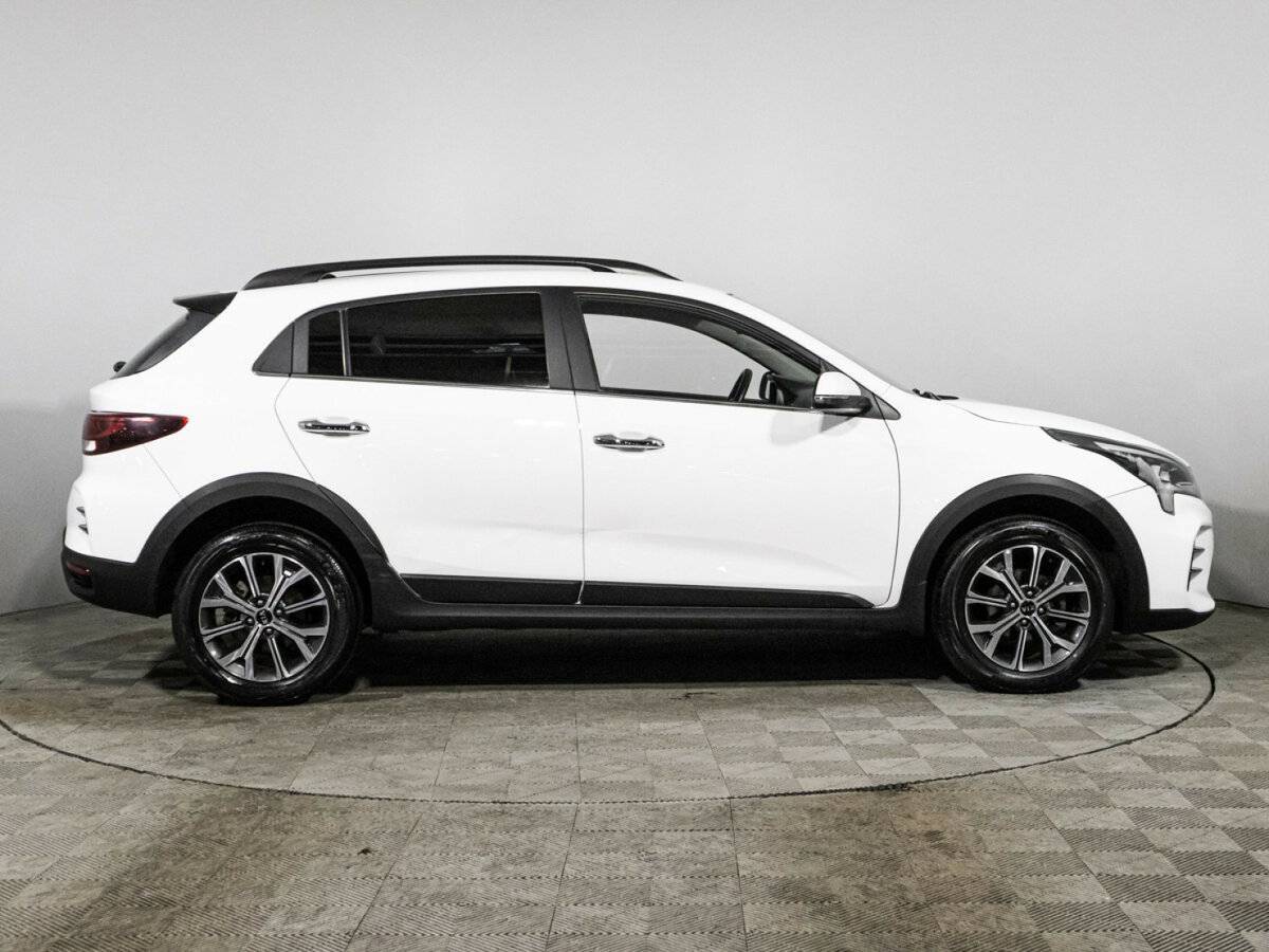 Kia Rio с пробегом — 2021 год. Фото: #3