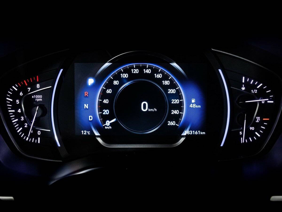 Hyundai Santa Fe с пробегом — 2018 год. Фото: #20