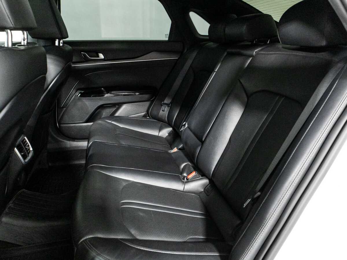 Kia K5 с пробегом — 2020 год. Фото: #9