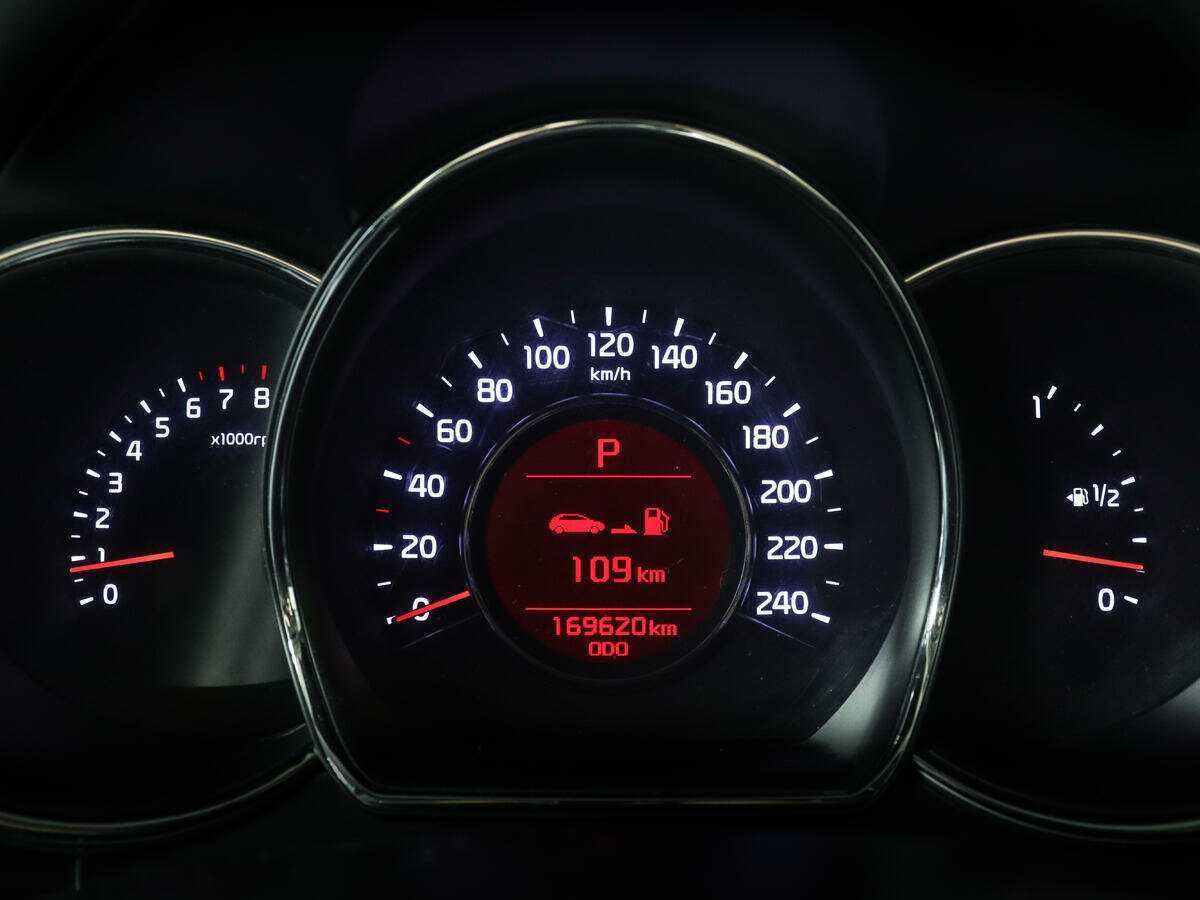 Kia Ceed с пробегом — 2013 год. Фото: #10