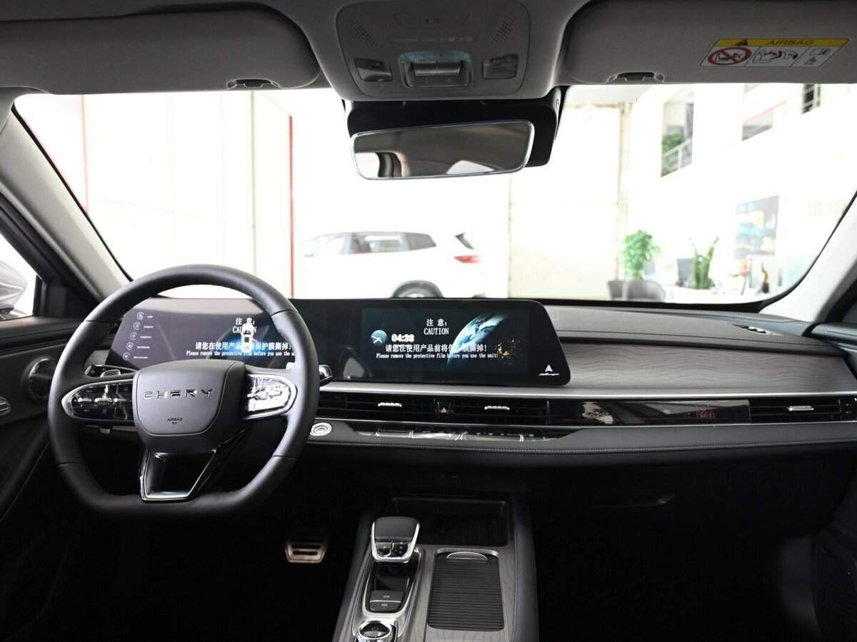 Chery Arrizo 8 с пробегом — 2024 год. Фото: #4