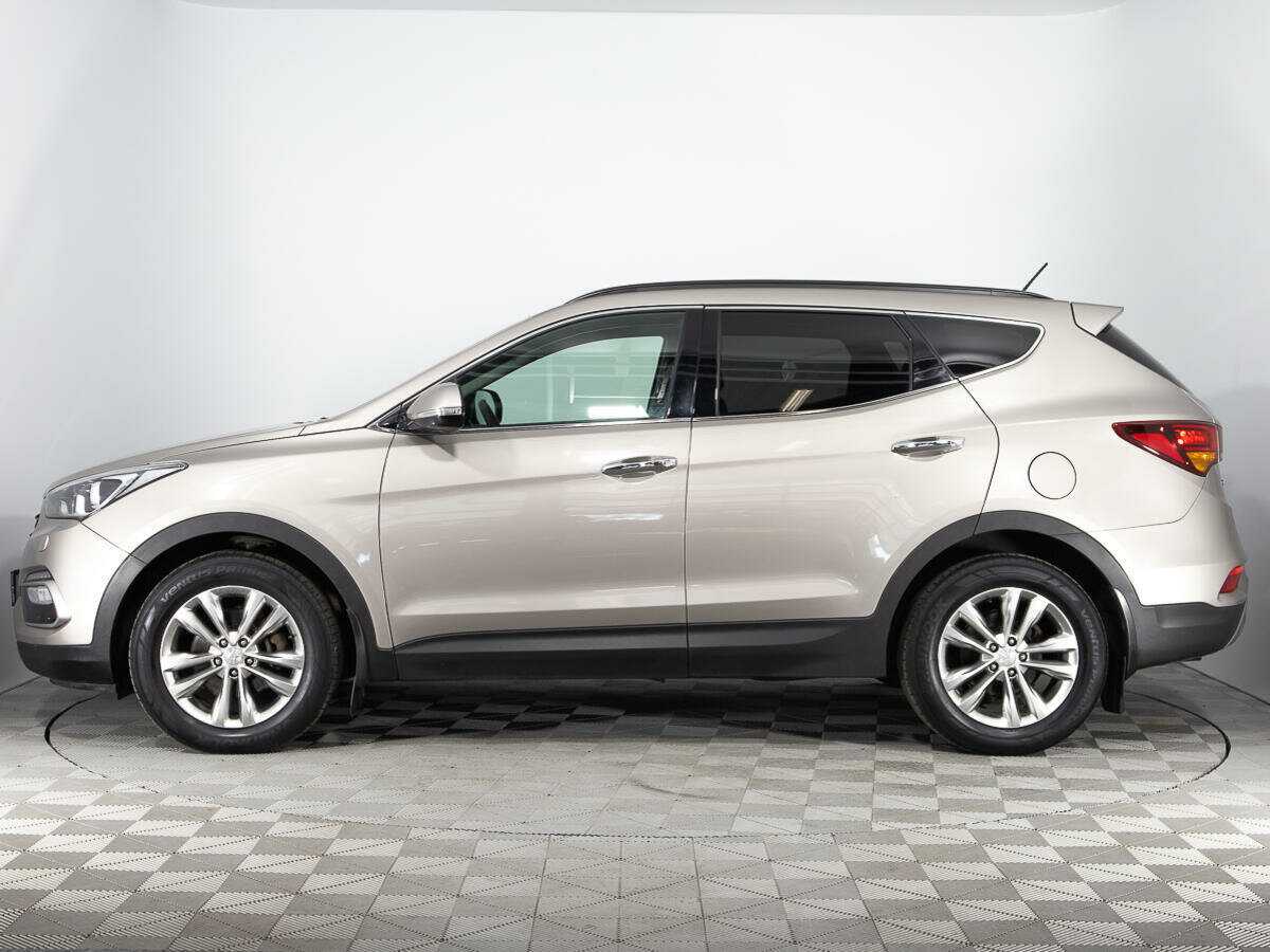 Hyundai Santa Fe с пробегом — 2016 год. Фото: #7