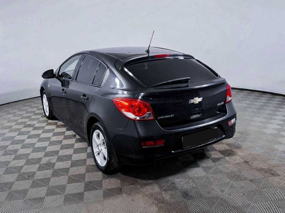 Chevrolet Cruze с пробегом — 2013 год. Фото: #6
