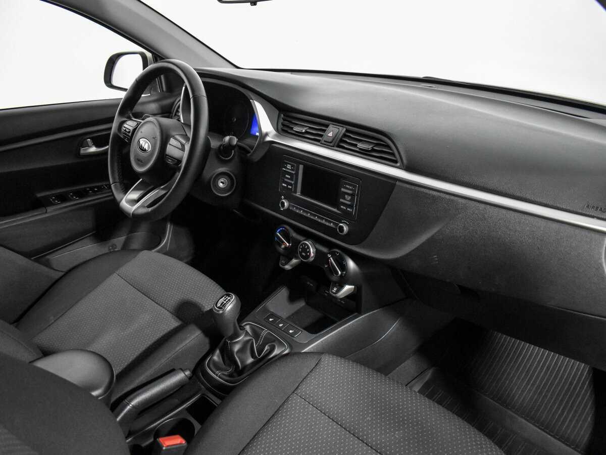 Kia Rio с пробегом — 2020 год. Фото: #12