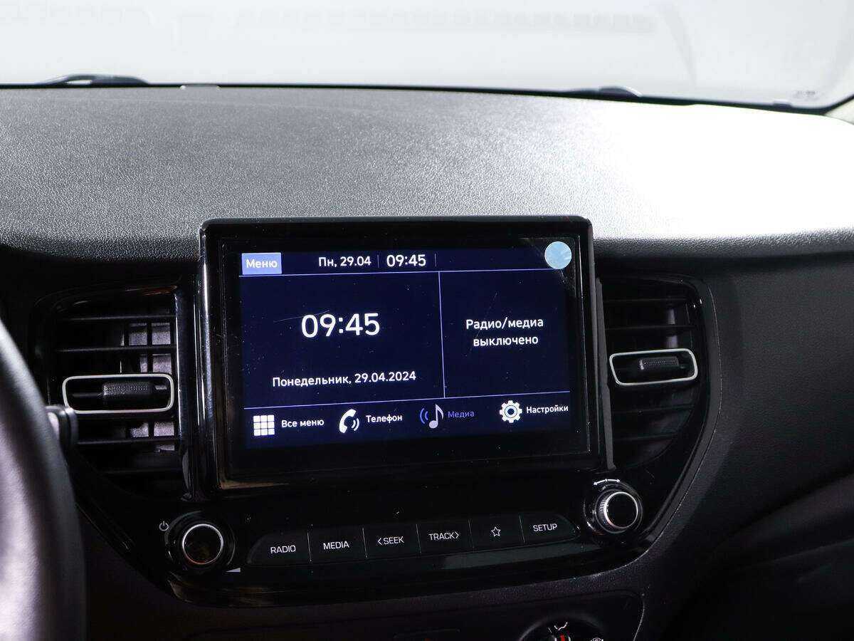 Hyundai Solaris с пробегом — 2020 год. Фото: #15