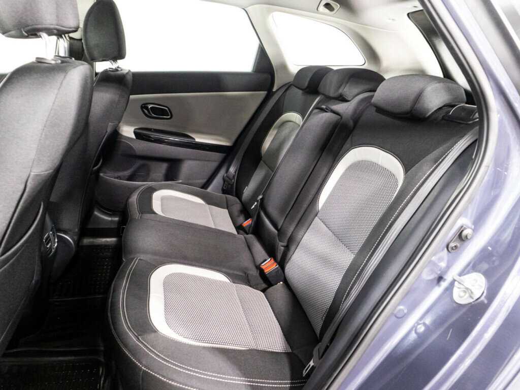 Kia Ceed с пробегом — 2013 год. Фото: #9