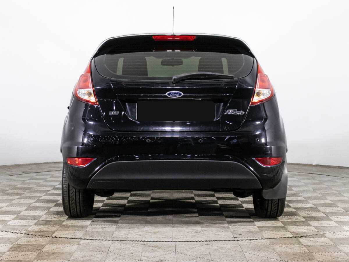 Ford Fiesta с пробегом — 2016 год. Фото: #5