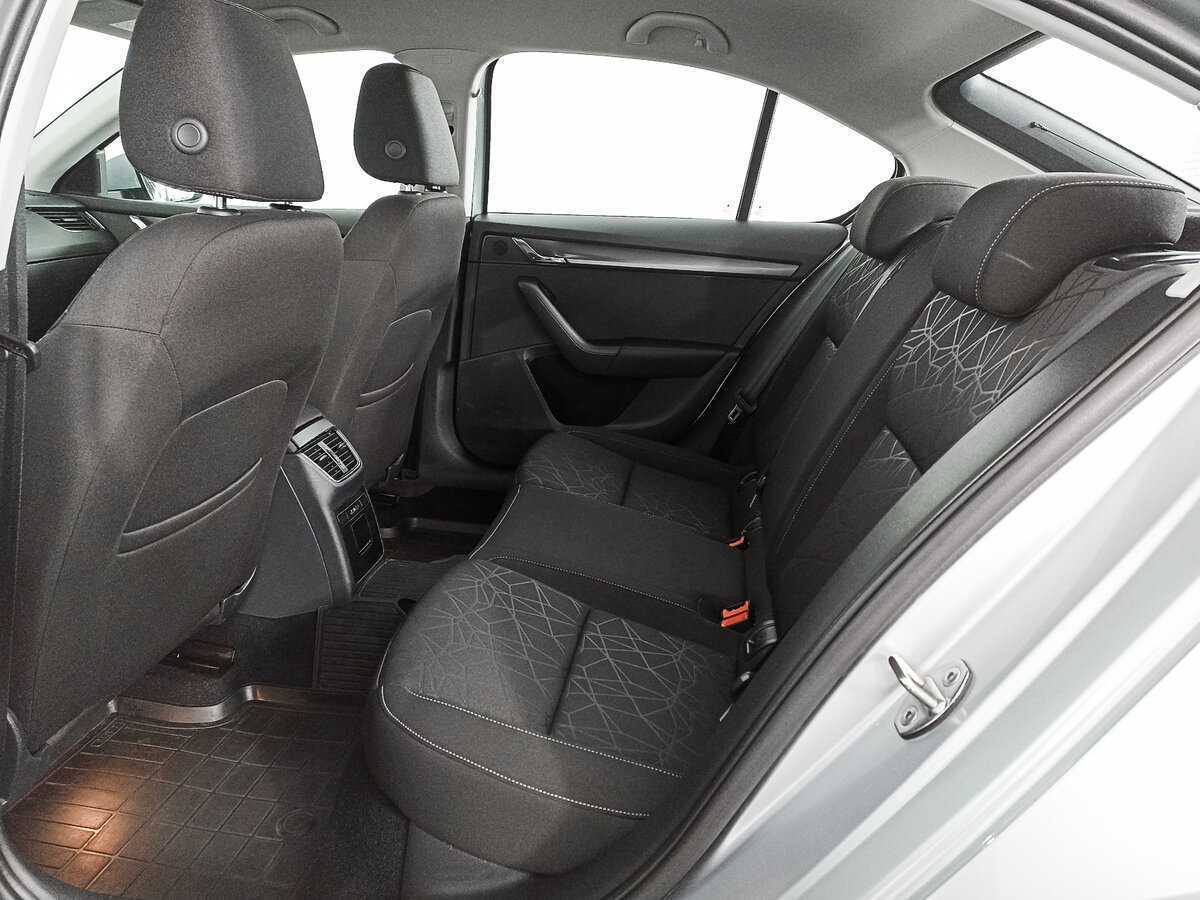 Skoda Octavia с пробегом — 2018 год. Фото: #9