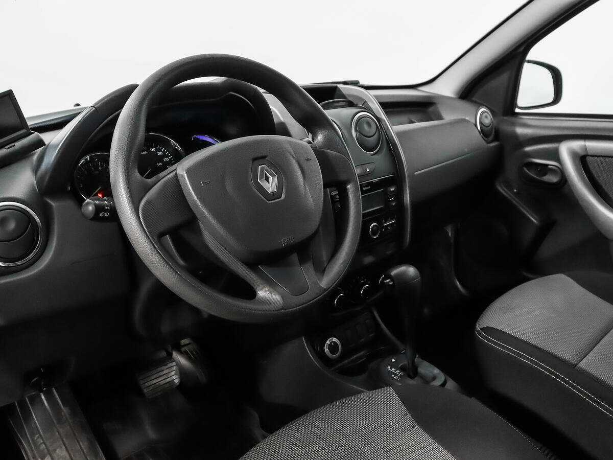 Renault Duster с пробегом — 2017 год. Фото: #8